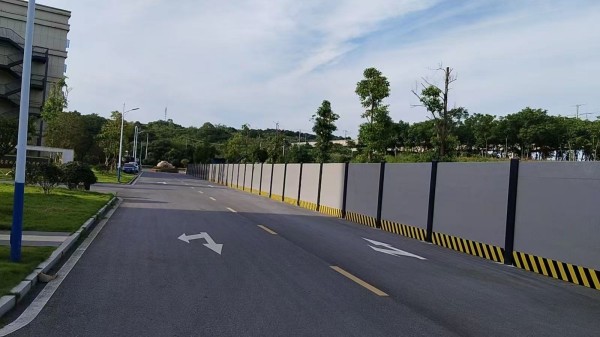 市政圍欄與市政圍擋選擇指南：專業(yè)廠家助力城市安全與美觀