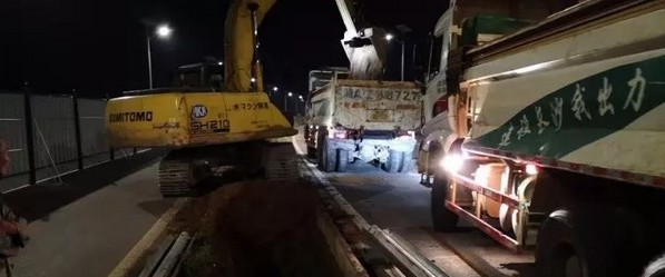 湖南圍擋廠家,長(zhǎng)沙移動(dòng)式圍擋,市政圍擋供應(yīng)批發(fā) 湖南圍擋廠家,長(zhǎng)沙移動(dòng)式圍擋,市政圍擋供應(yīng)批發(fā)